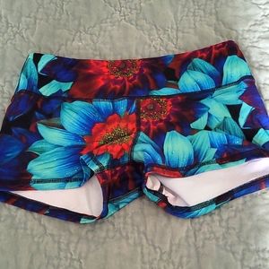 Fleo crossfit booty shorts